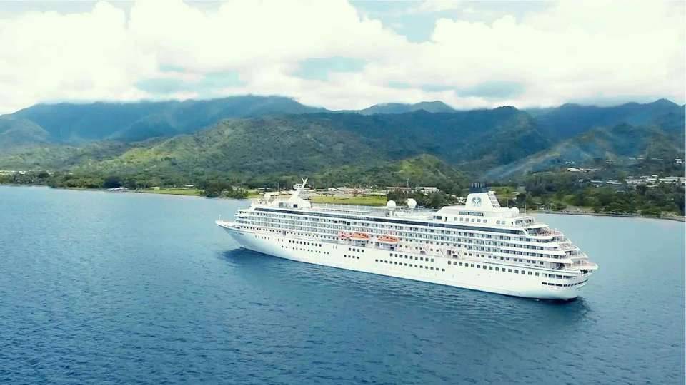 Crystal Symphony luxury cruise ship — intimate classic of luxury cruising